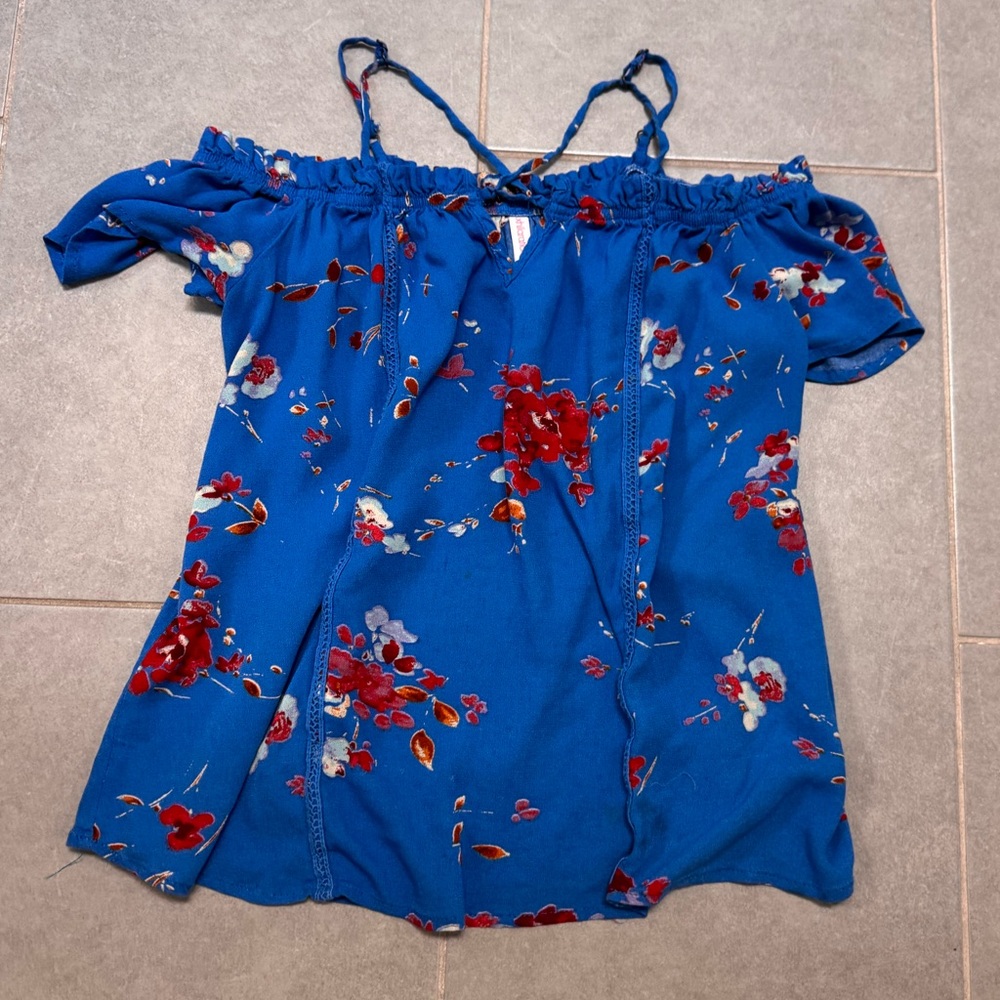 Xhilaration Blue Flowy Floral Off-Shoulder Blouse with adjustable straps